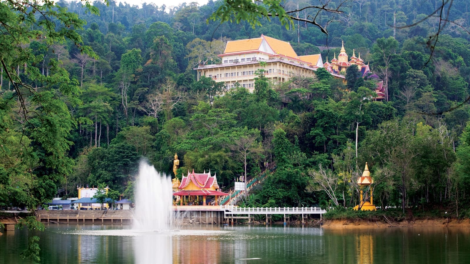 วัดเขาสุกิม